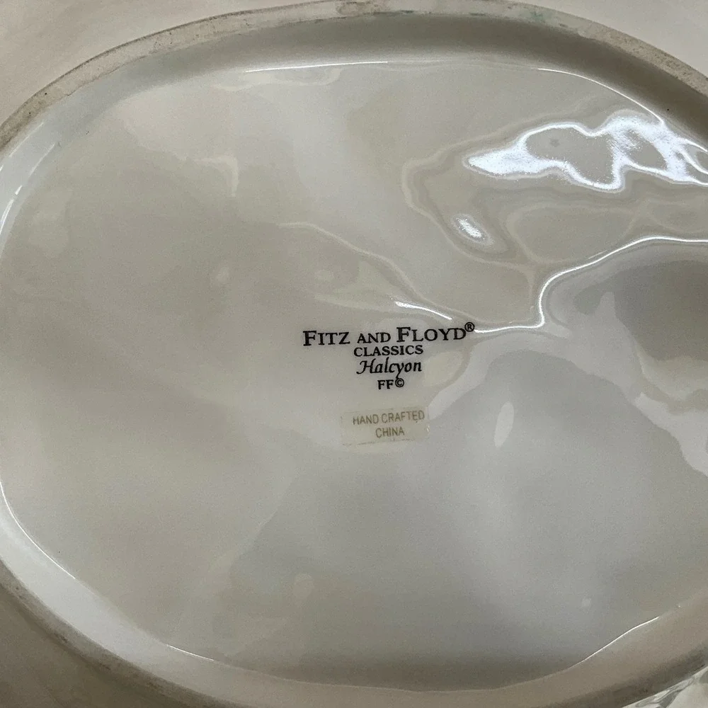 Fitz and Floyd Halcyon‎ Classics Pansy Leaf Serving Bowl Floral Ceramic 12 Inch